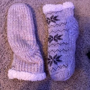 Muk Luks slipper socks